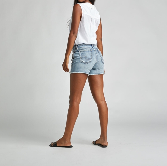 Silver Jeans Boyfriend Short - Picture 2 of 9